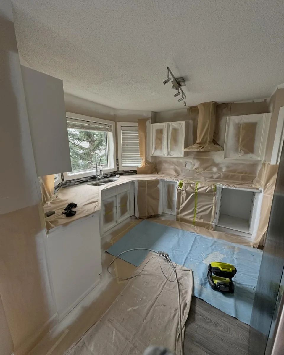 Kitchen cabinets painted in two complementary colours, Calgary
